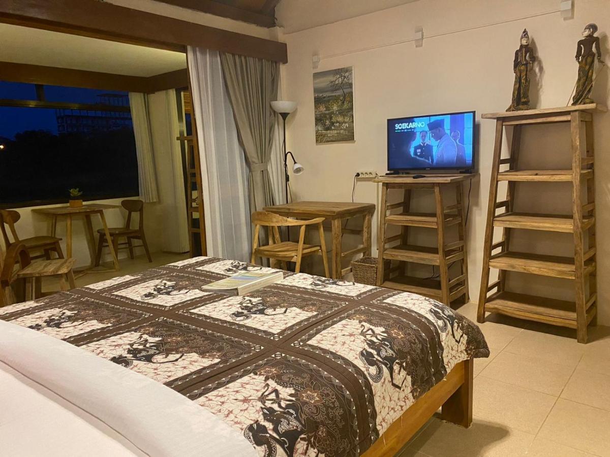 Alamanda Family Villas, Pool & Local Tours Джокякарта Екстериор снимка