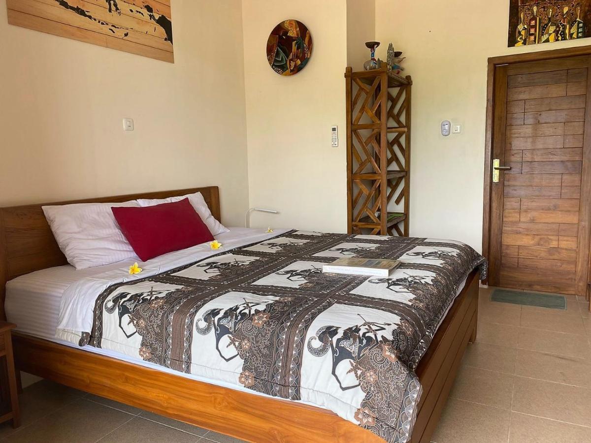 Alamanda Family Villas, Pool & Local Tours Джокякарта Екстериор снимка