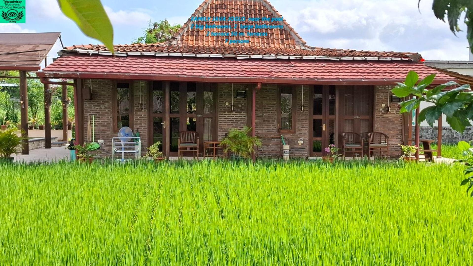 Alamanda Family Villas, Pool & Local Tours Джокякарта Екстериор снимка