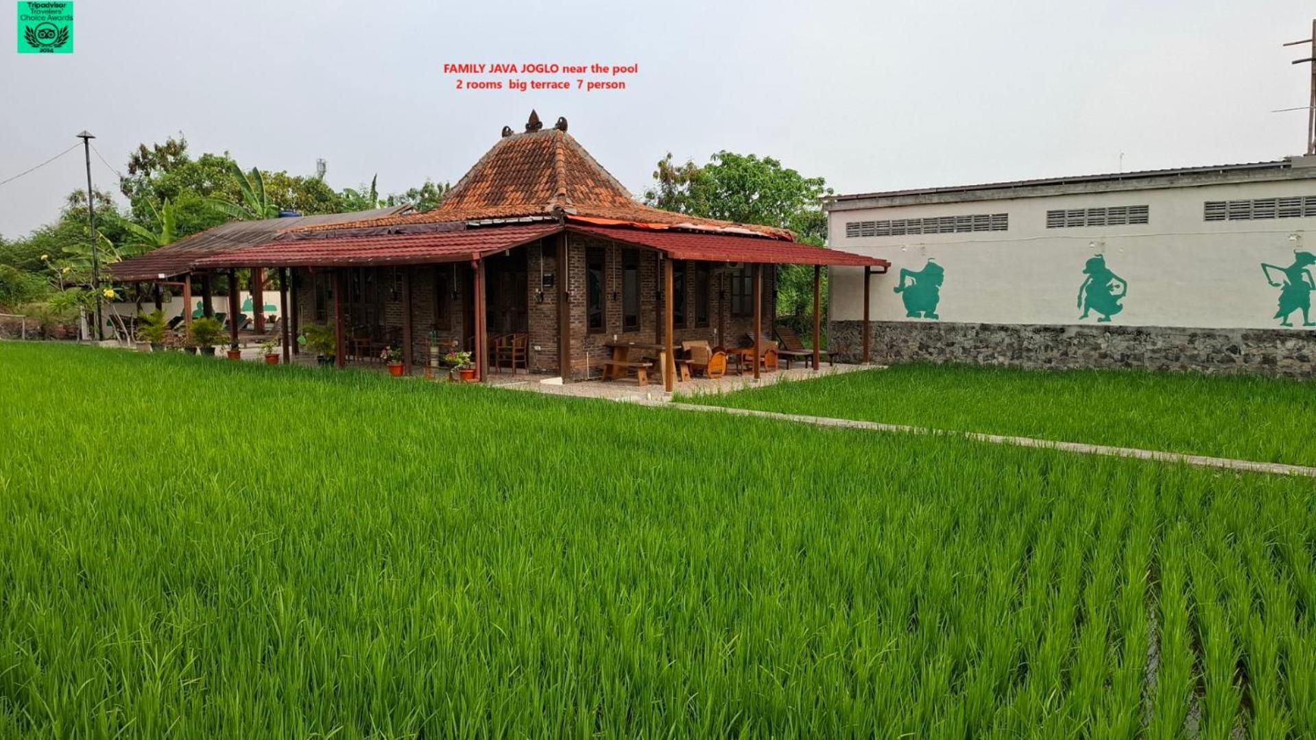 Alamanda Family Villas, Pool & Local Tours Джокякарта Екстериор снимка