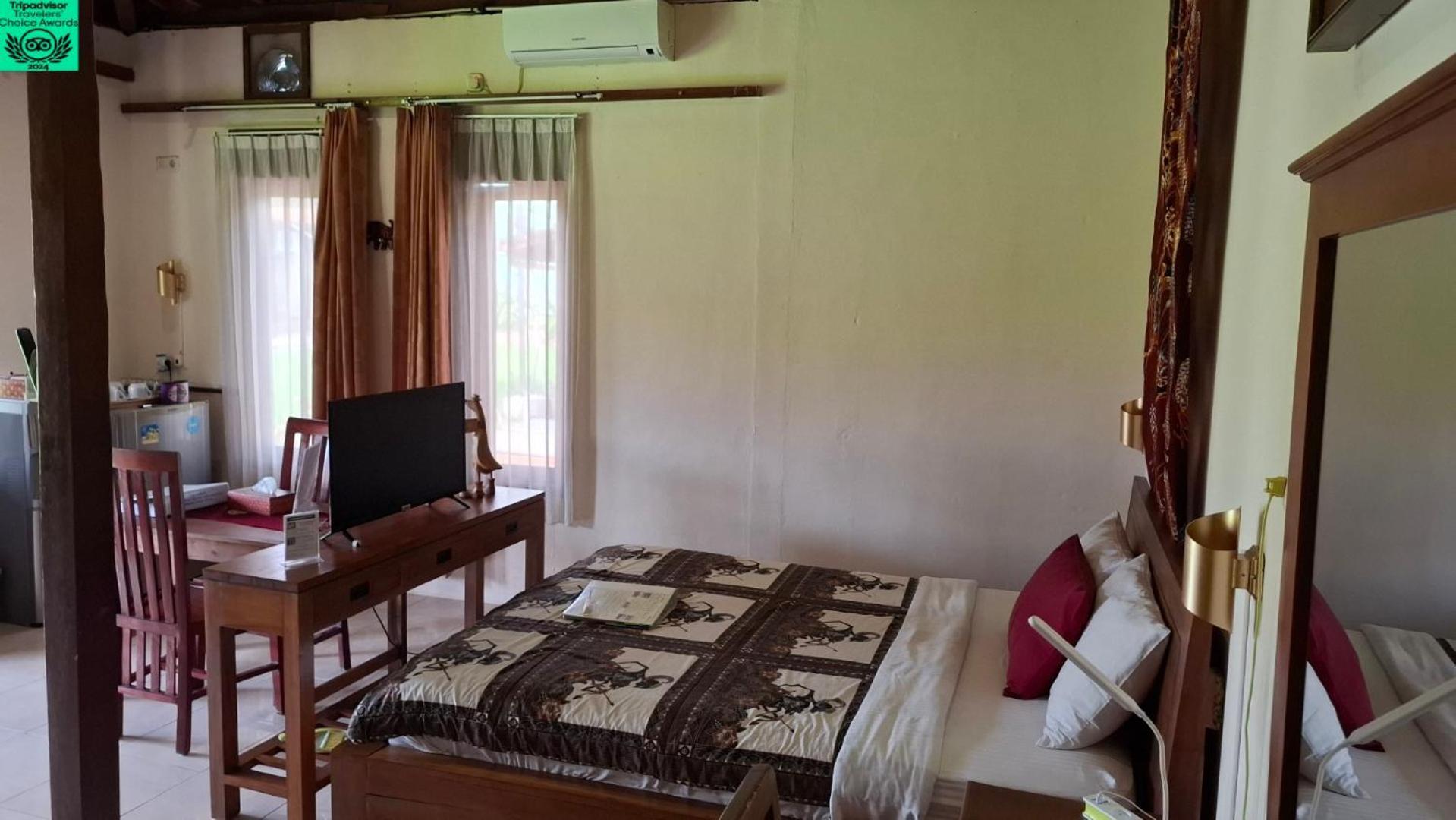 Alamanda Family Villas, Pool & Local Tours Джокякарта Екстериор снимка