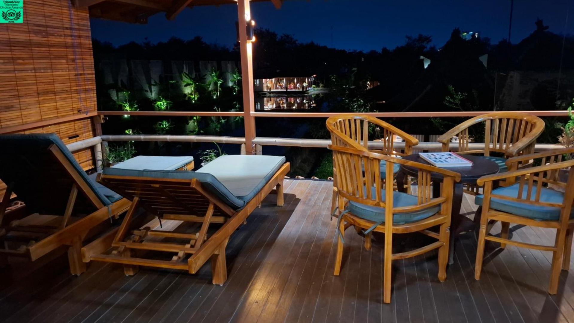 Alamanda Family Villas, Pool & Local Tours Джокякарта Екстериор снимка